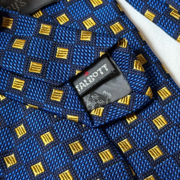 Robert Talbott 100% Silk Blue and Gold Geometric Textured Tie  Designer Lux - Picture 5 of 7